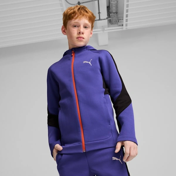 Puma EVOSTRIPE: Huipputyyliä ja mukavuutta isoille lapsille. Täydellinen huppari vauhdikkaaseen menoon!